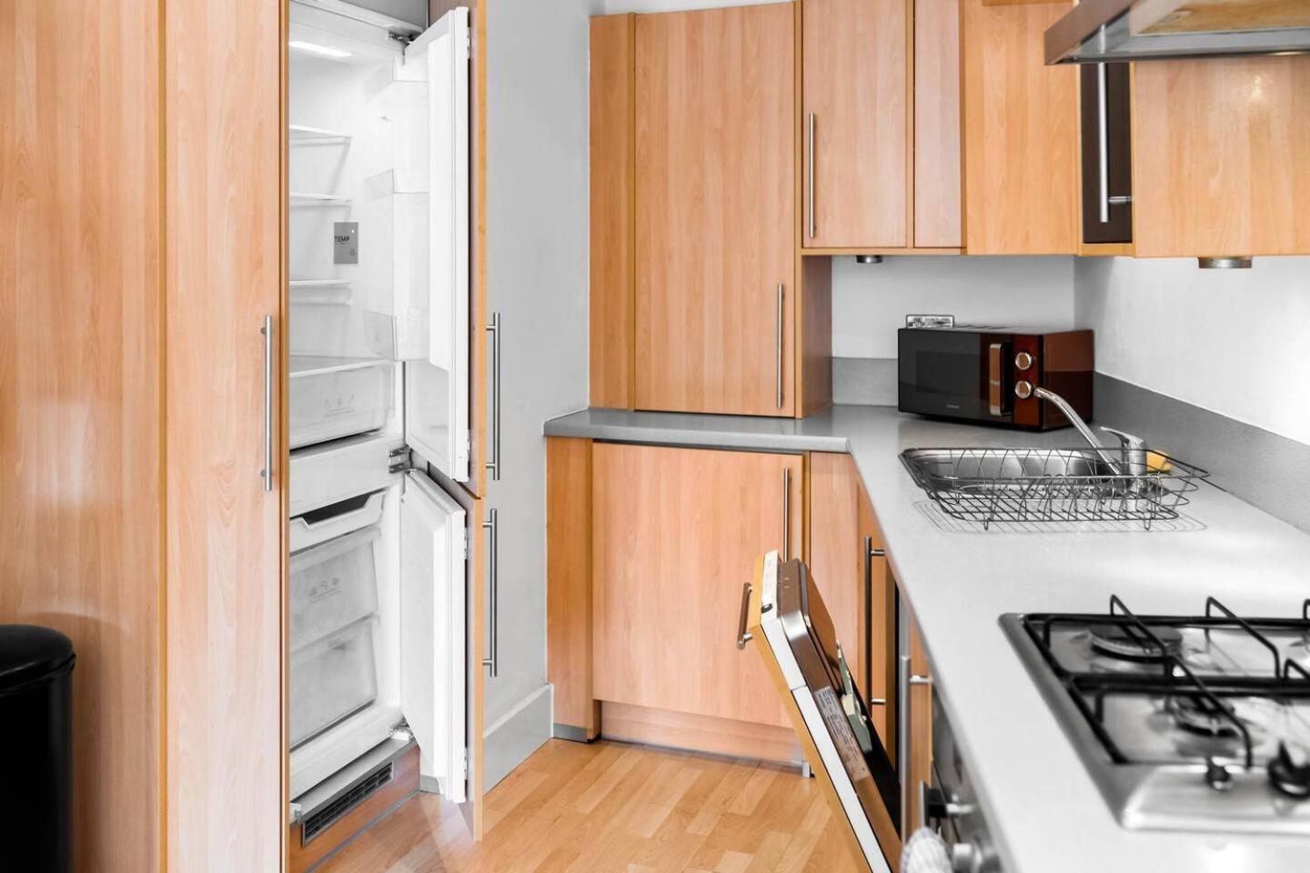 City Centre - Two Bedroom Apartment - Juliet Balcony - Secure Parking - Wifi - Smart Tv - Top Rated -33S Birmingham Eksteriør bilde
